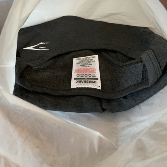 NWT GYMSHARK VITAL SEAMLESS 2.0 VEST IN BLACK MARL - Picture 3 of 6